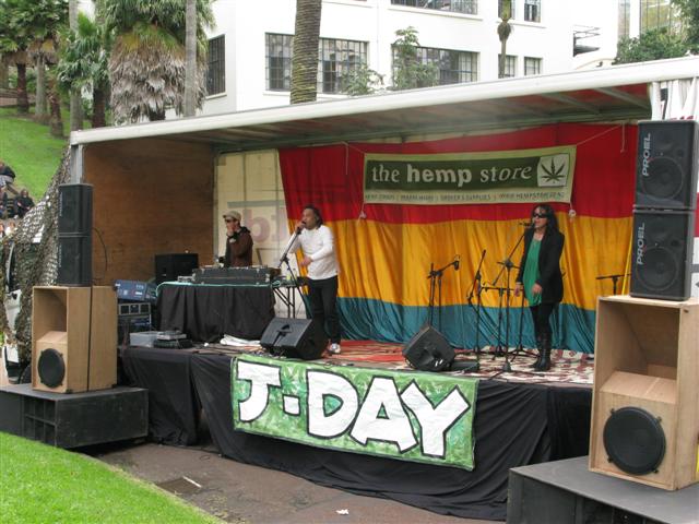 Solomonics performed at Auckland J Day 2008 in Myers Park